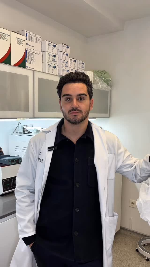 Instagram post from clinicadr.jimenez. This post is in position 3.